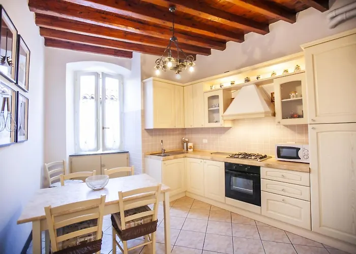 Lakeside Apartment Como