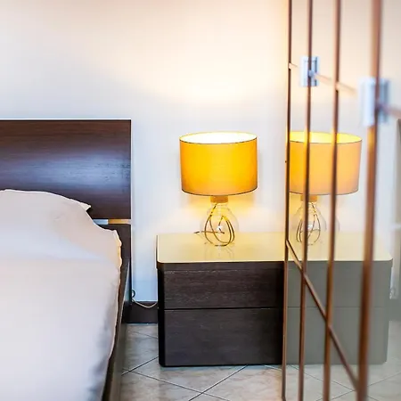 Lakeside Apartment Como