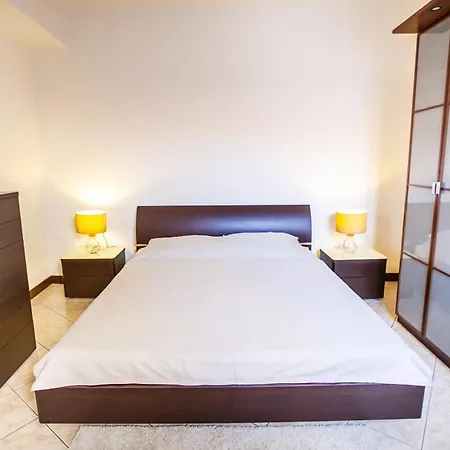 Lakeside Apartment Como
