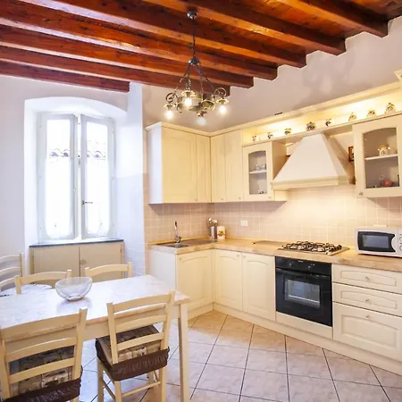 Lakeside شقة كومو